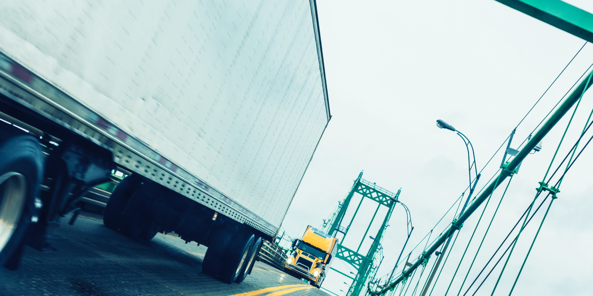 How to Ship Your Pallets Cross-Border