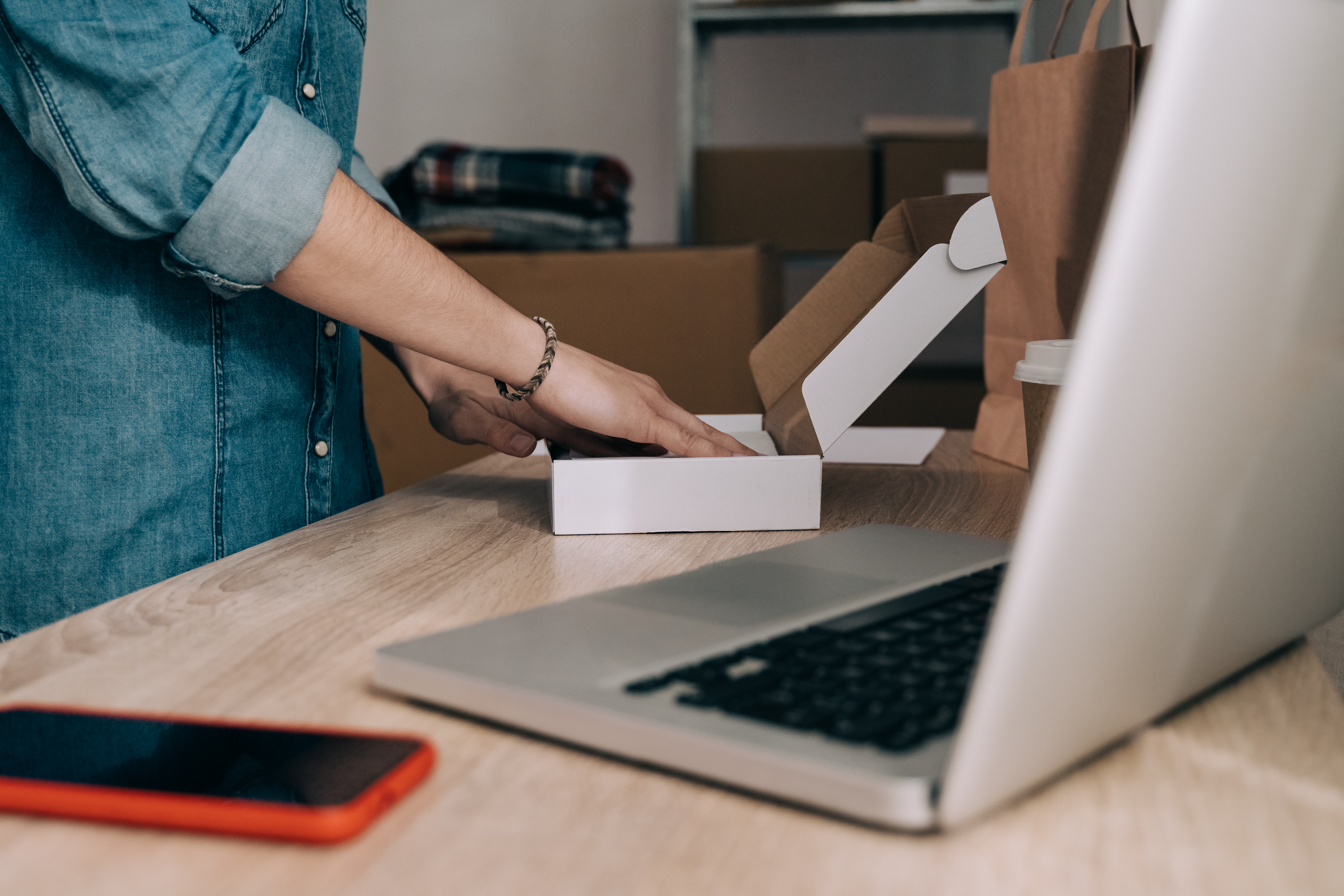 Four Ways to Create a Customer-centric Return Policy that Drives Sales